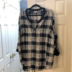 Womens 3X Navy Blue and white button down shirt